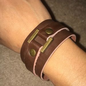 Leather bracelet